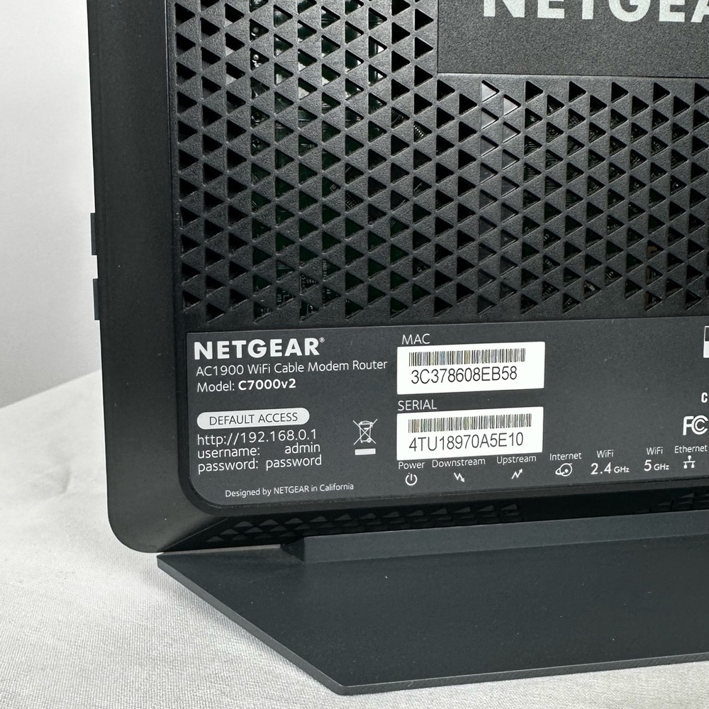NETGEAR Nighthawk AC1900 WiFi Cable Modem Router, Model C7000v2, Xfinity/Cox - Picture 3 of 13